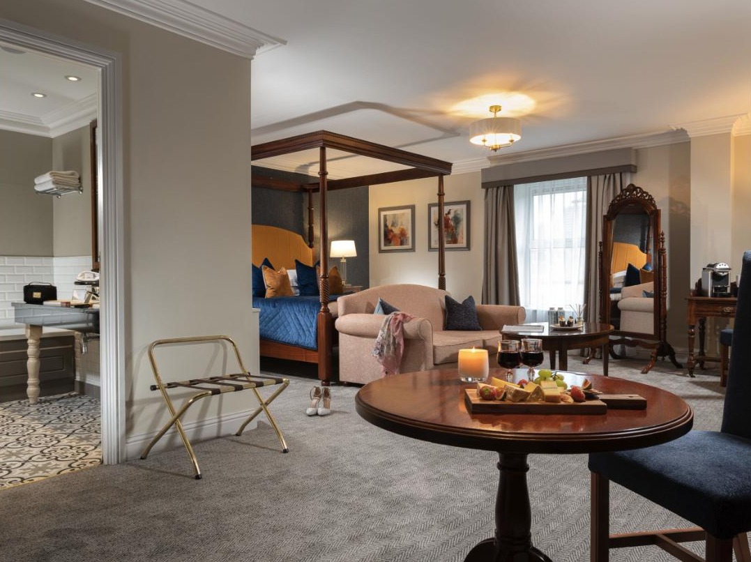 Killashee Hotel - Junior Suite interior